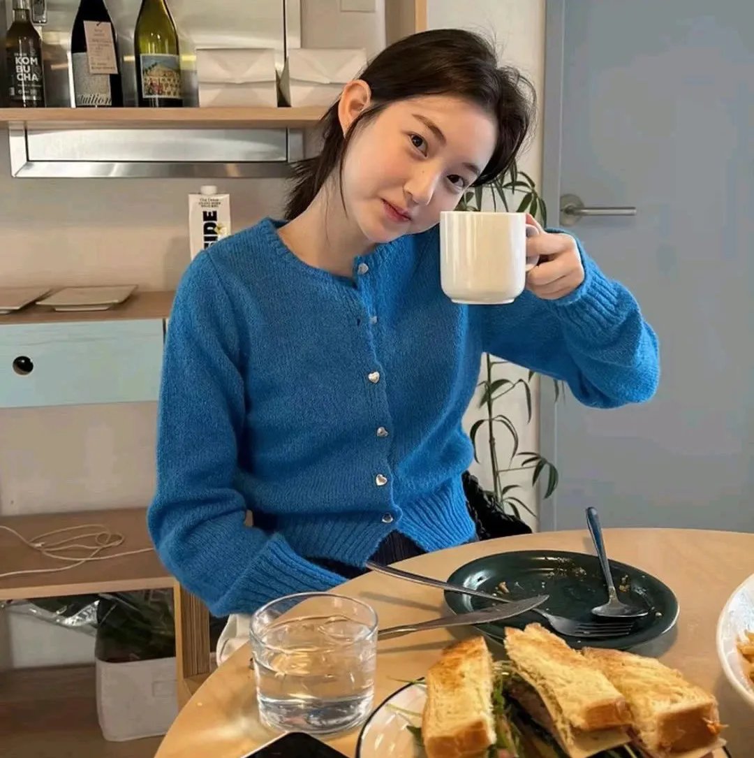 两女之间难为夫